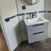 Svarta inslag även i brytare och uttag